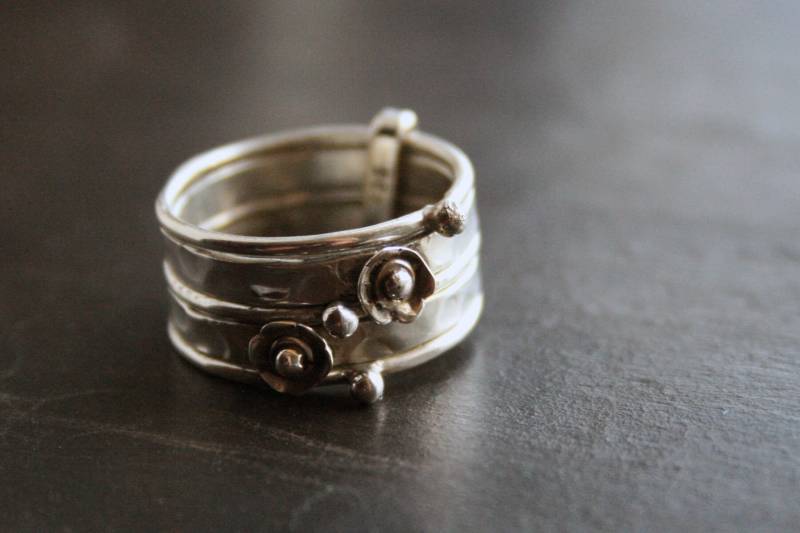 Silberring Swinging Flower von ScheinerSchmuck