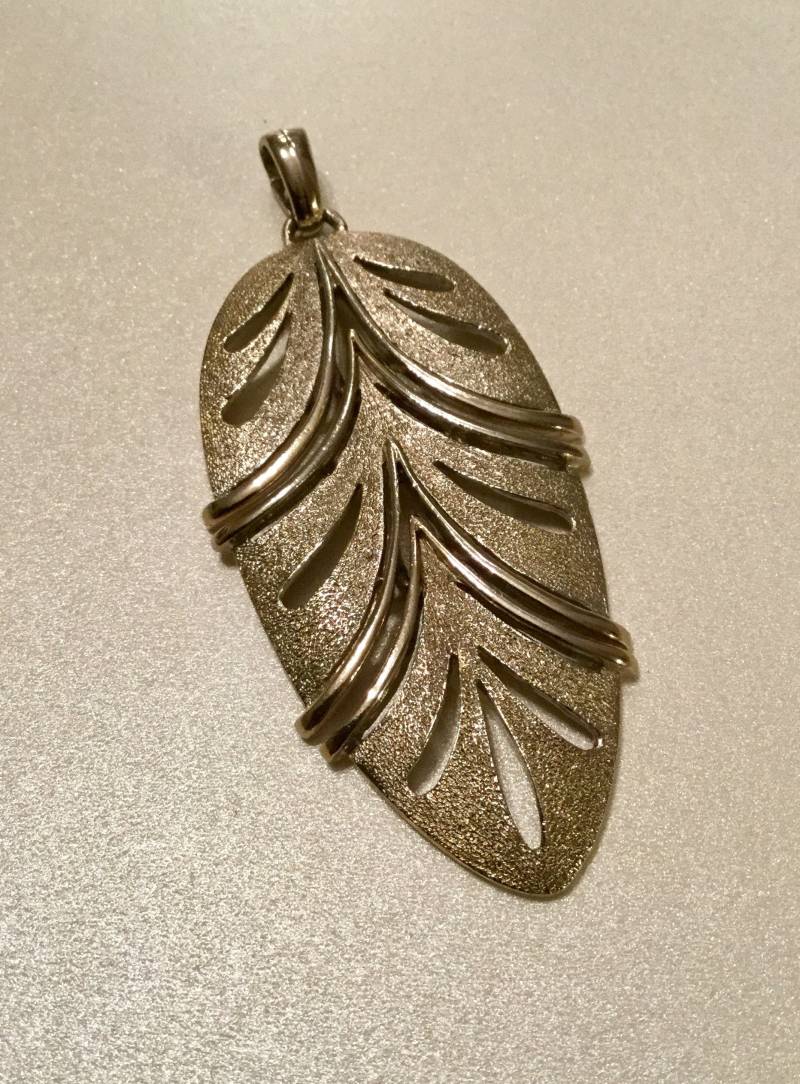 Blatt-Anhänger von SchellerHouse