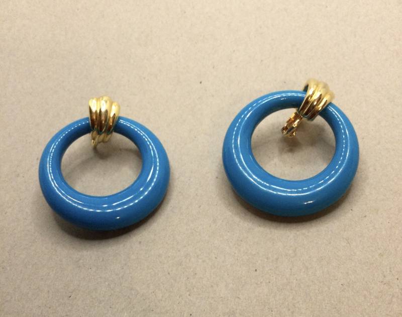 Blaue Ohrclips Blaue Ohrclips von SchellerHouse