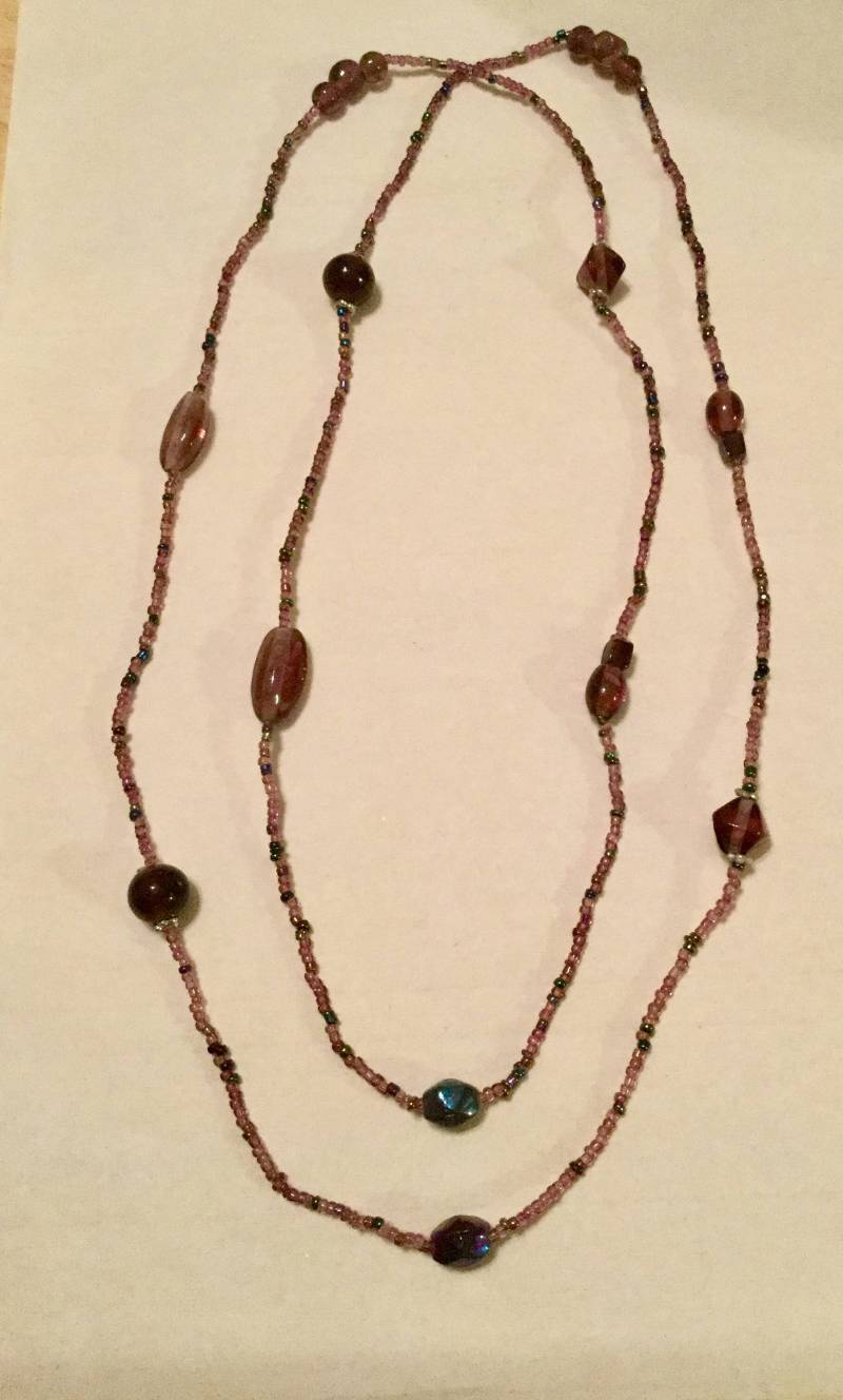 Lila Perlen Halskette von SchellerHouse