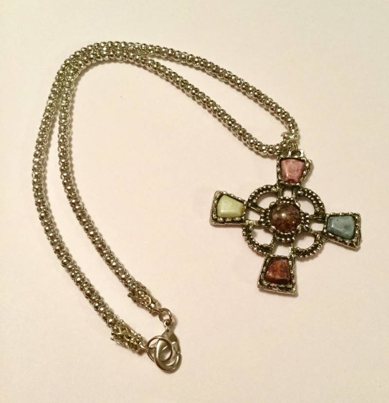 Natürliche Steine Kreuz Anhänger Natürliche Steine Kreuz Anhänger von SchellerHouse