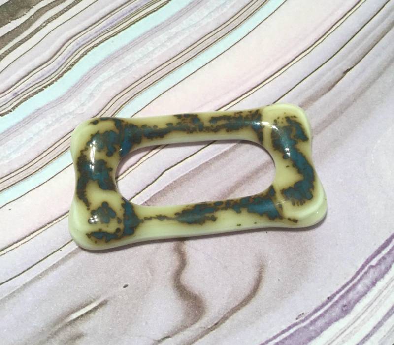 Schalschnalle Aus Porzellan Schalschnalle Aus Porzellan von SchellerHouse