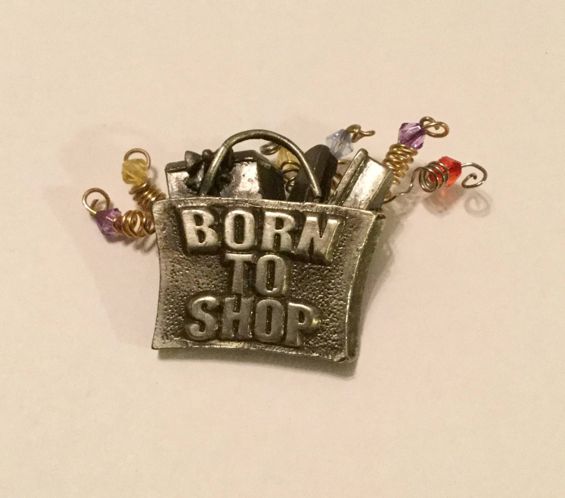 Shopaholic Pin Shopaholic Pin von SchellerHouse