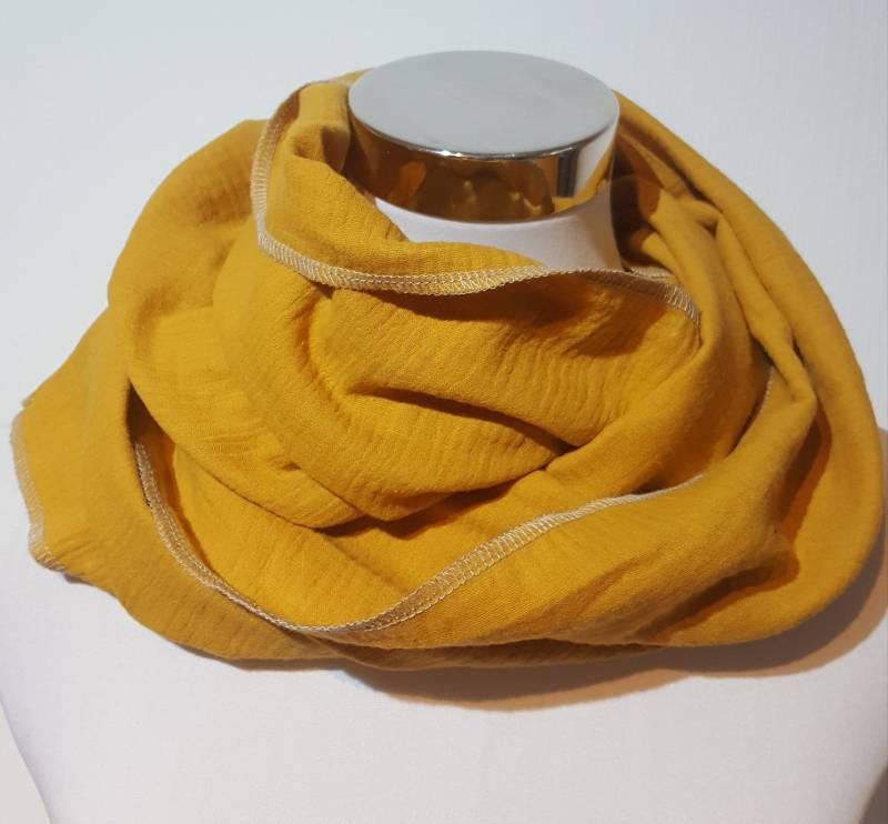 Einfarbiger Loop Schal Aus Musselin von SchenkenoderBehalten