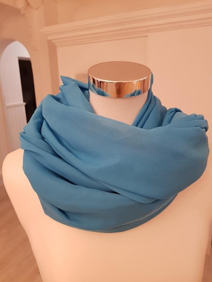 Frühlingsloop in Uni Blau von SchenkenoderBehalten