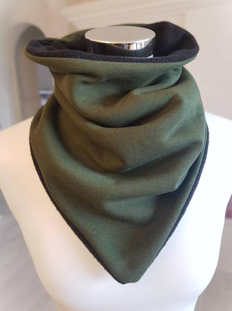 Schlupfschal Aus Fleece Und Alpenfleece in Dunkelgrau Grün von SchenkenoderBehalten