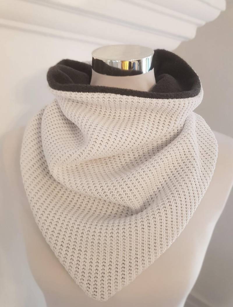 Schlupfschal Aus Fleece Und Baumwollstrick in Weiß Dunkelgrau Uni von SchenkenoderBehalten