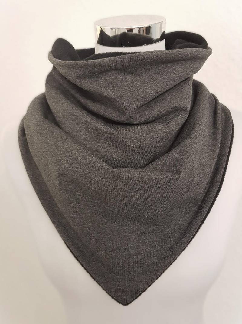 Schlupfschal Aus Fleece Und Wintersweat in Grau Schwarz Uni von SchenkenoderBehalten