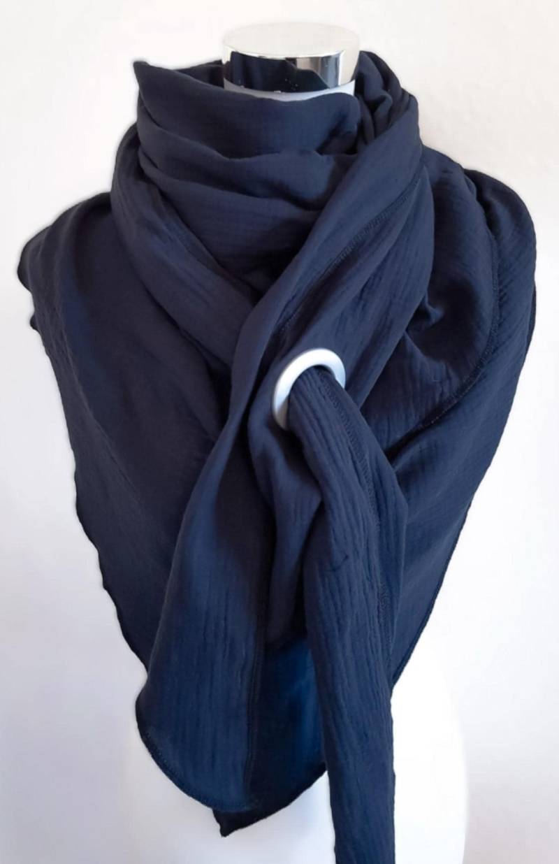 xxl Schal Aus Musselin in Dunkelblau Uni Für Frühjahr/Herbst von SchenkenoderBehalten