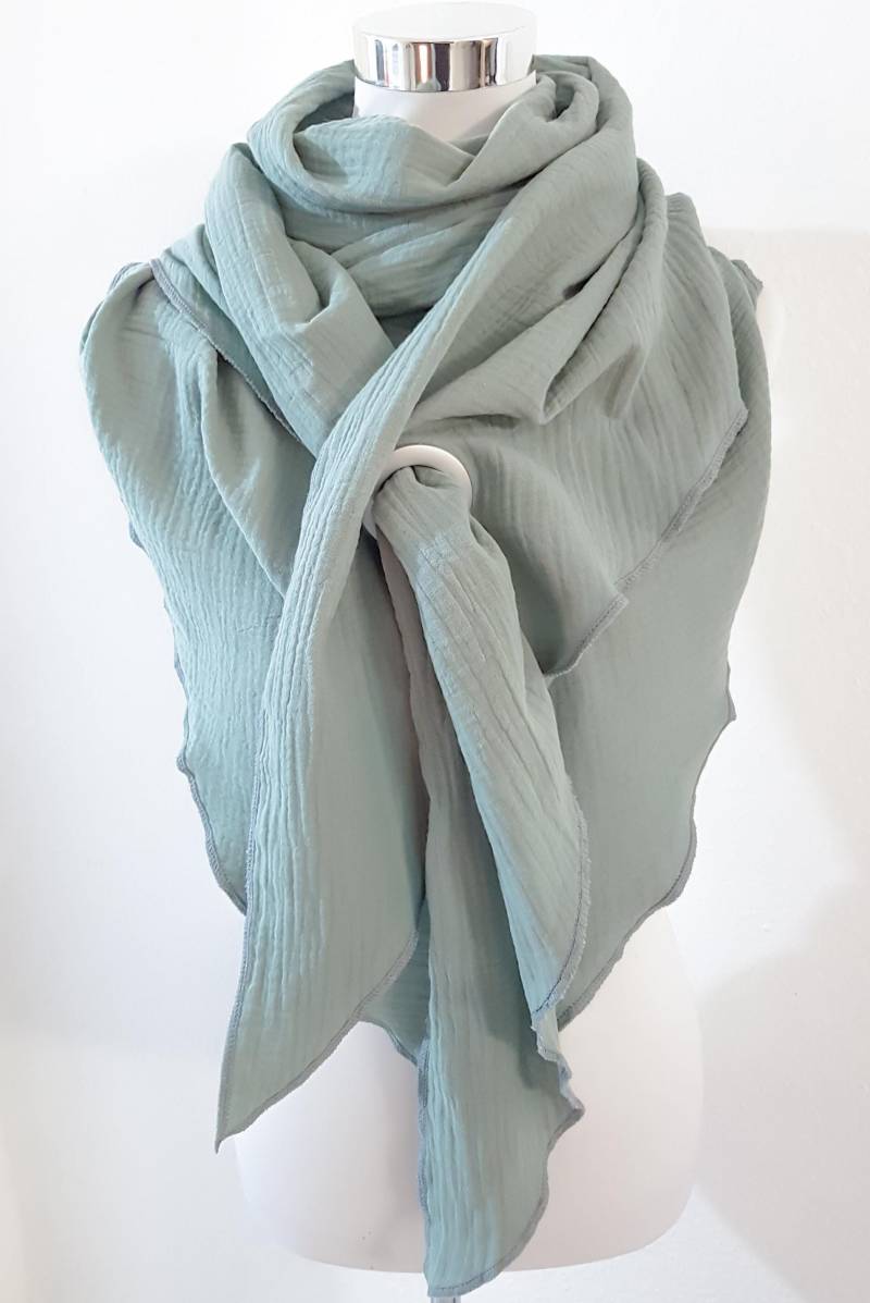 xxl Schal Aus Musselin in Grün Uni Für Frühjahr/Herbst von SchenkenoderBehalten