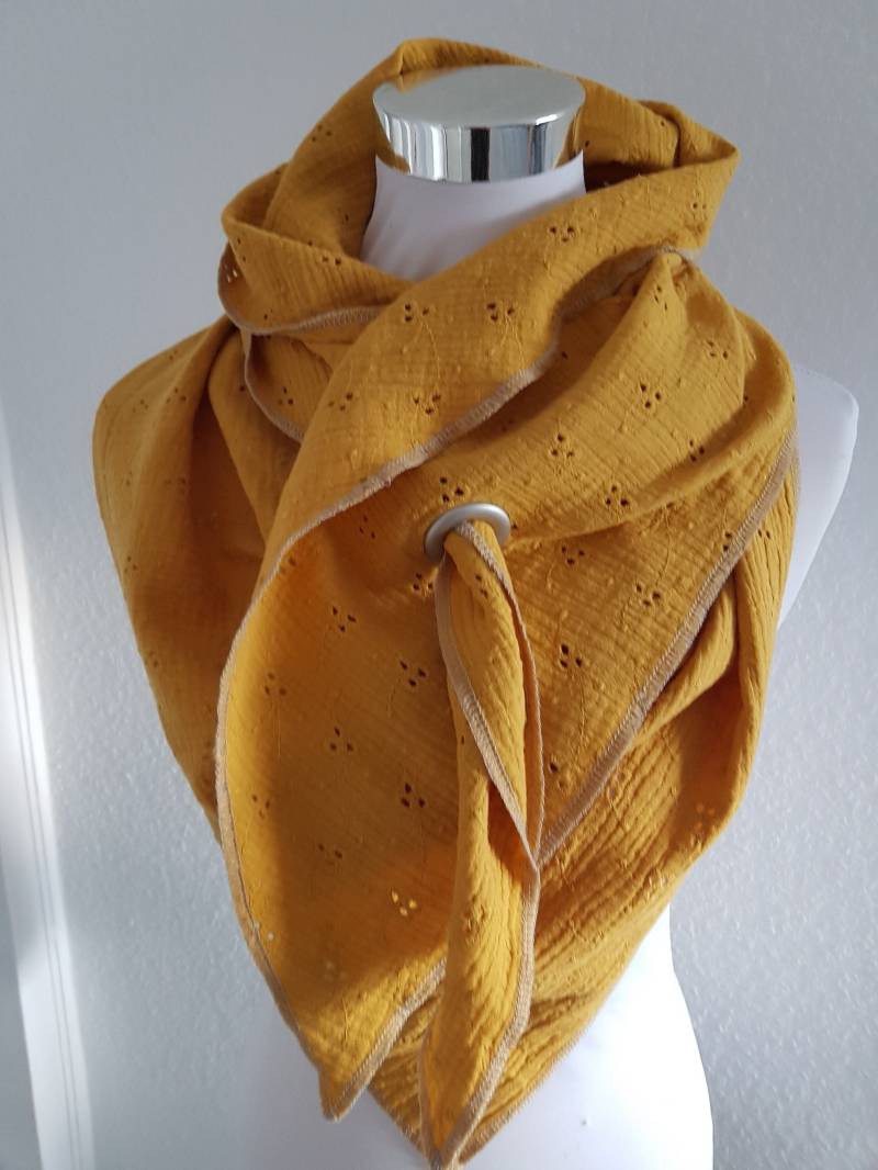 xxl Schal Aus Musselin in Senfgelb Uni Für Frühjahr/Herbst von SchenkenoderBehalten