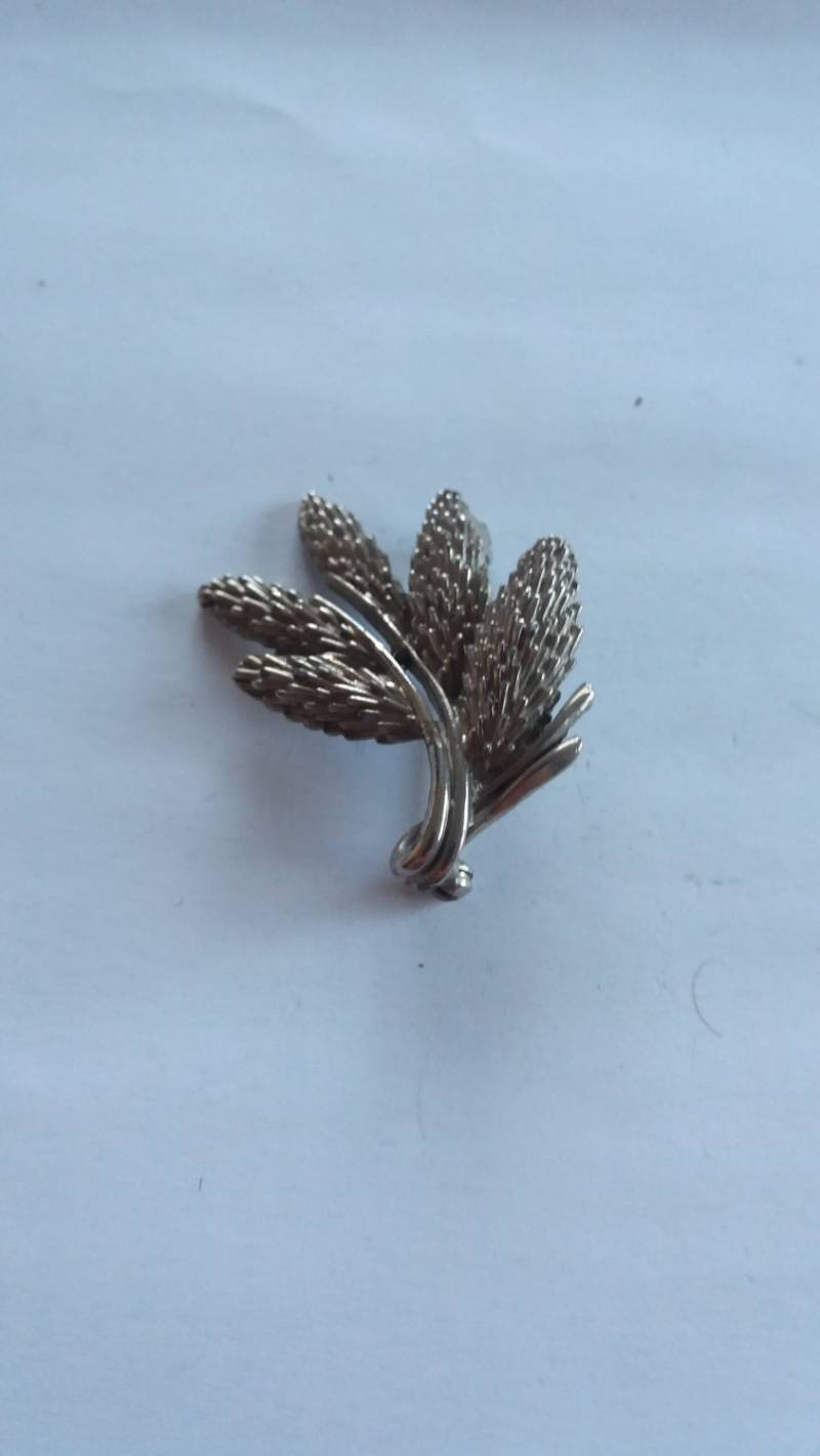 Jahrgang Silvertone Blatt Brosche - Frühling 2017 Kitsch Boho Wald von SchickSchmuckStore