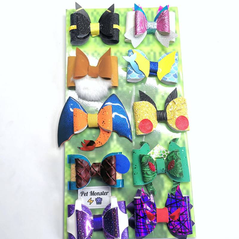 Pet Monster Haar Schleife Custom Accessoire Charm Haargummi Kamm Pin Bowtie Klammer Button Cosplay Pet Monster Haar Schleife Custom Accessoire Charm Haargummi Kamm Pin Bowtie Klammer Button Cosplay von SchierlingsStich