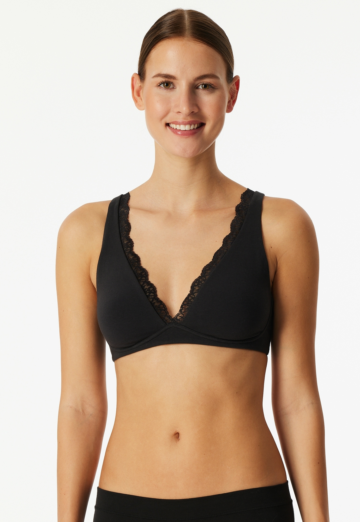 Schiesser Bügelloser BH "Unique Cotton" Spitzenband am Dekolleté, Baumwollmischung, gemoldete Cups von Schiesser