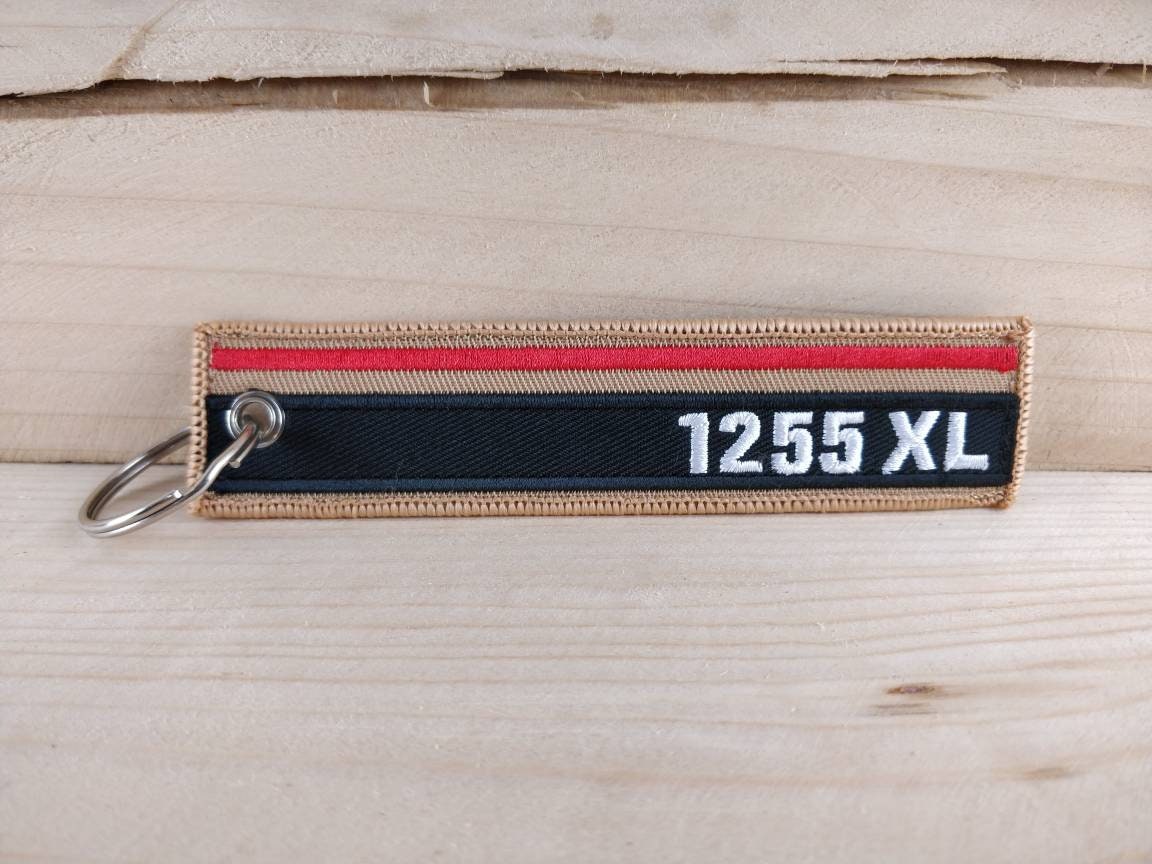 Ihc International Harvester Schlüsselanhänger Anhänger Traktor Rot Bestickt Neu Schlepper Trecker Oldtimer Geschenk Case Ih 1255 Xl 1255Xl von SchilderScheune