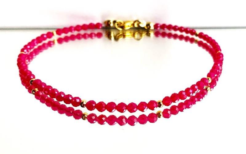 Armband Natürlicher Rubin 3mm Facettiert in Beeindruckendem Rot | Ungefärbt Mit Miniperlen von SchlesierDesigns