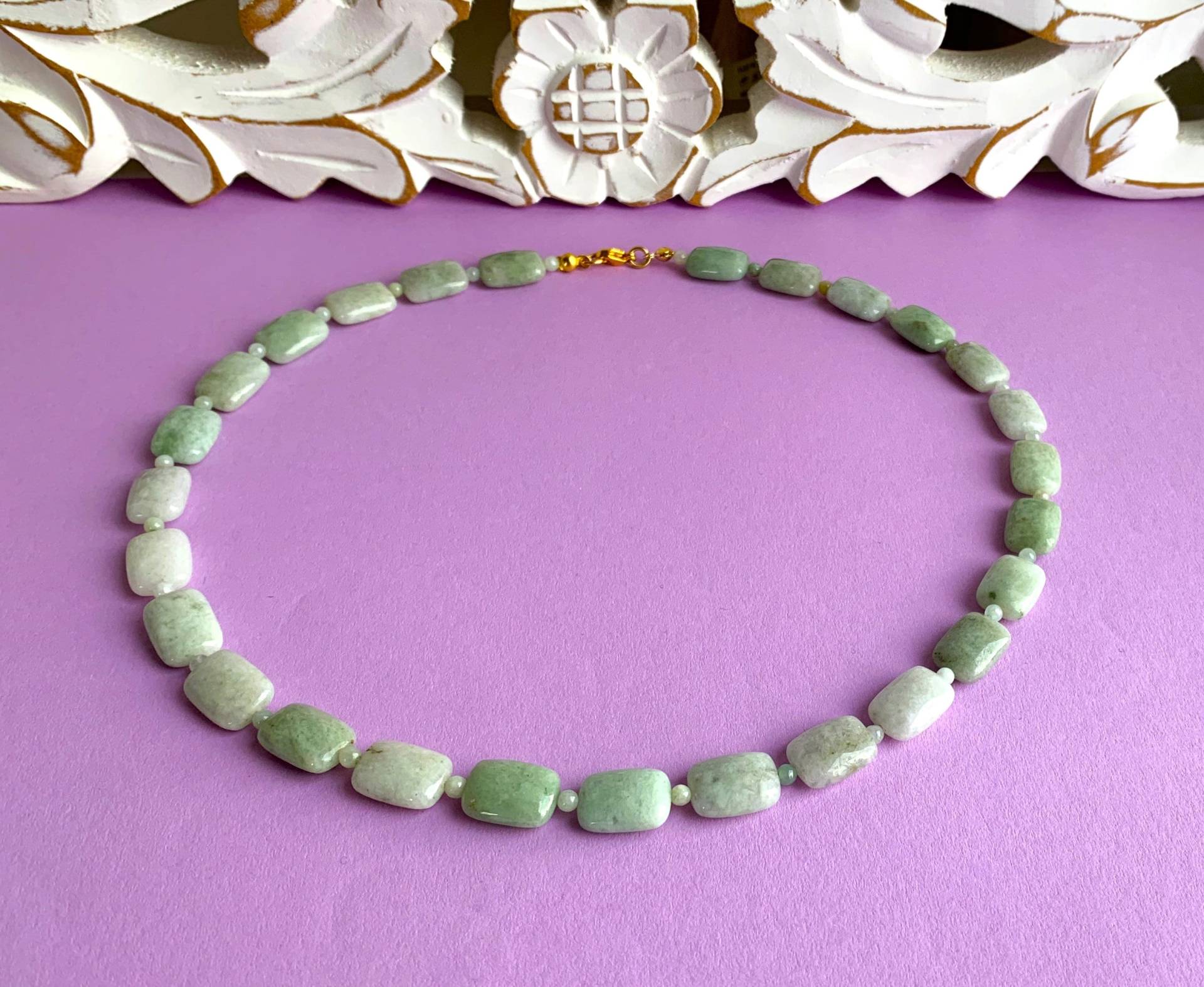Echte Burma Jade | Jadeit, Ungefärbt, 14.5x10.5x6mm & 4mm-Perlen Echte Burma Jade | Jadeit, Ungefärbt, 14.5x10.5x6mm & 4mm-Perlen von SchlesierDesigns