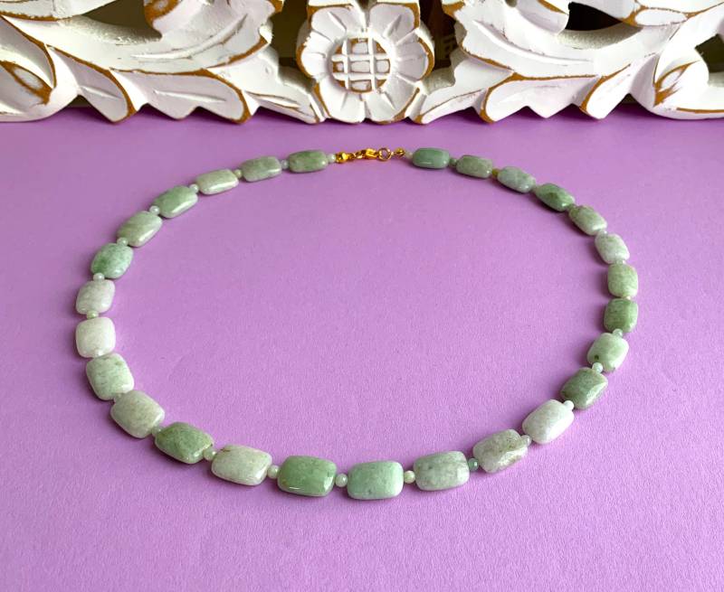 Echte Burma Jade | Jadeit, Ungefärbt, 14.5x10.5x6mm & 4mm-Perlen von SchlesierDesigns