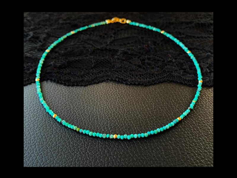 Kette Aus Echtem Türkis; Natürliche Ungefärbte 2mm-Perlen - Kein Gefärbter Howlith Etc. Und Miniperlen - von SchlesierDesigns