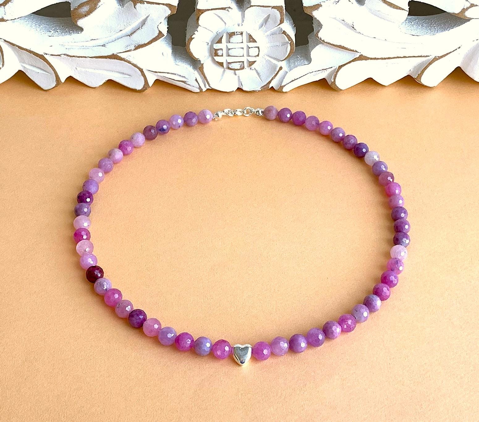 Kette Aus Rubin-Perlen 7, 5mm Facettiert | Ungefärbt Mit 925Silber-Herz - Kette Aus Rubin-Perlen 7, 5mm Facettiert | Ungefärbt Mit 925Silber-Herz - von SchlesierDesigns