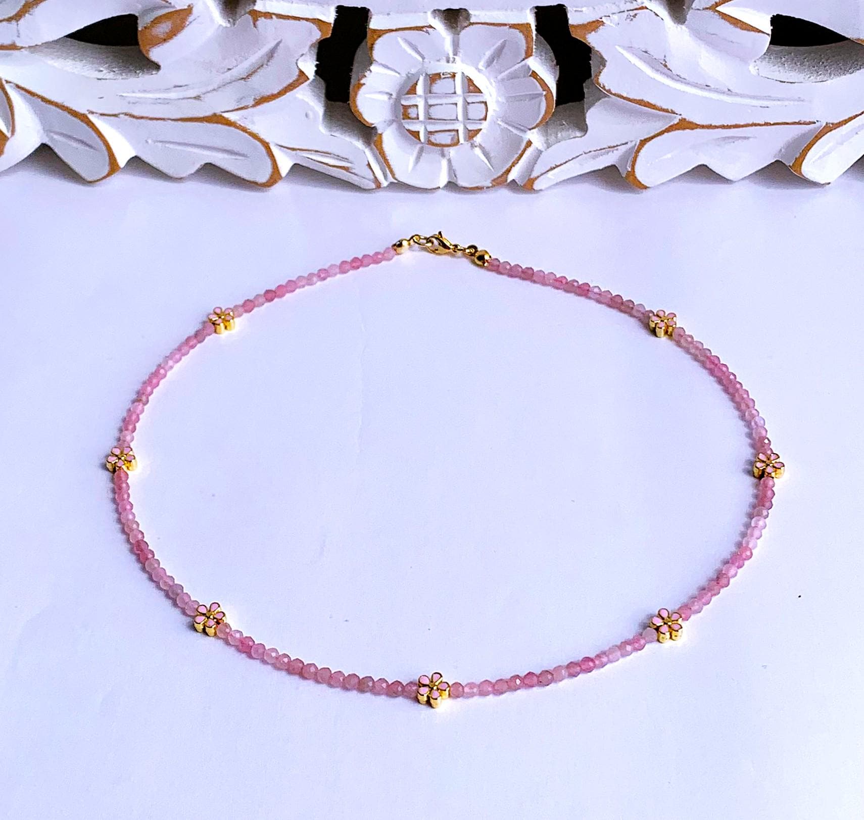 Rosenquarz Aa Aus Madagaskar, Kette Perlen 3mm Mit Zarten Rosa Blüten - Rosenquarz Aa Aus Madagaskar, Kette Perlen 3mm Mit Zarten Rosa Blüten - von SchlesierDesigns