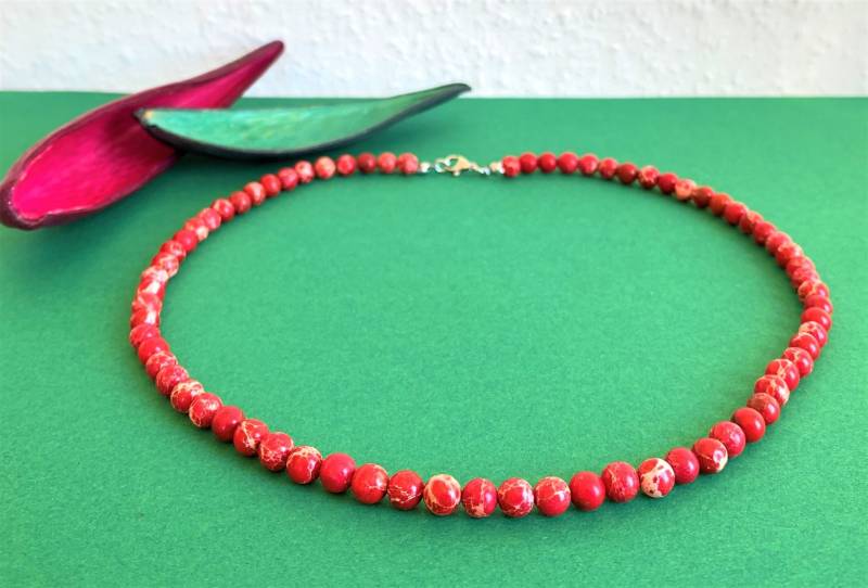 Roter Imperial Jaspis | Regalit Gefärbt, Elegante Kette Aus Perlen 6mm Mit Attraktiver Maserung - von SchlesierDesigns