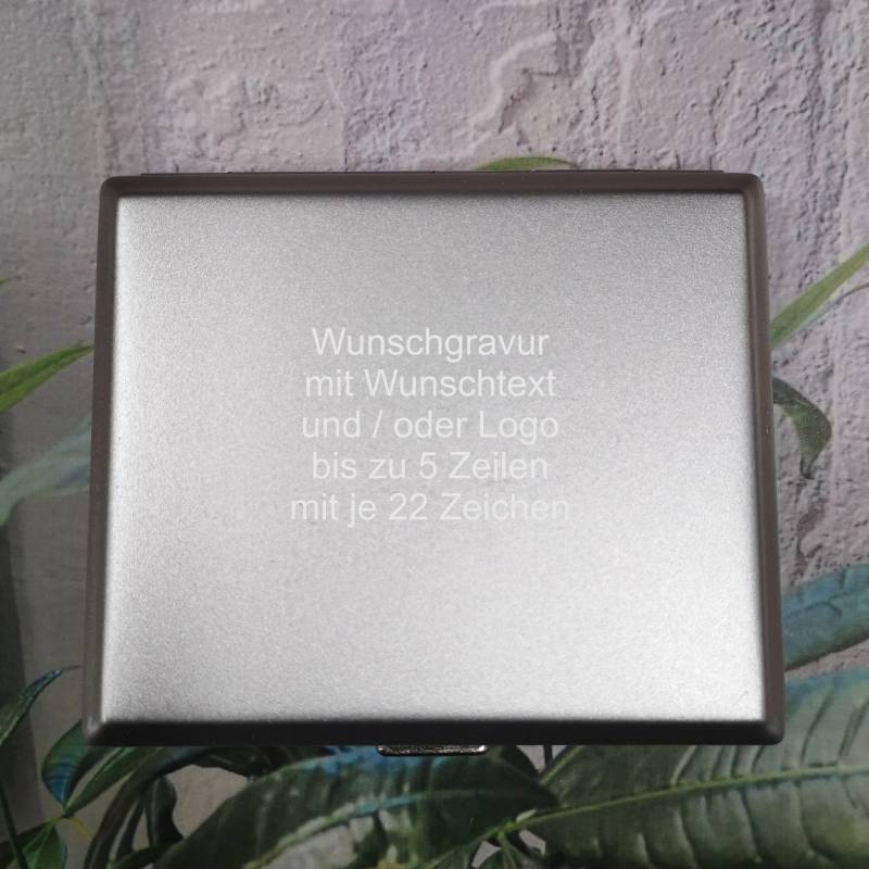 Elegante Zigarettenetuis Im Antiken Design Mit Wunschgravur Aus Metall Gummizug Für 18 Zigaretten Elegante Zigarettenetuis Im Antiken Design Mit Wunschgravur Aus Metall Gummizug Für 18 Zigaretten von Schluesselbude