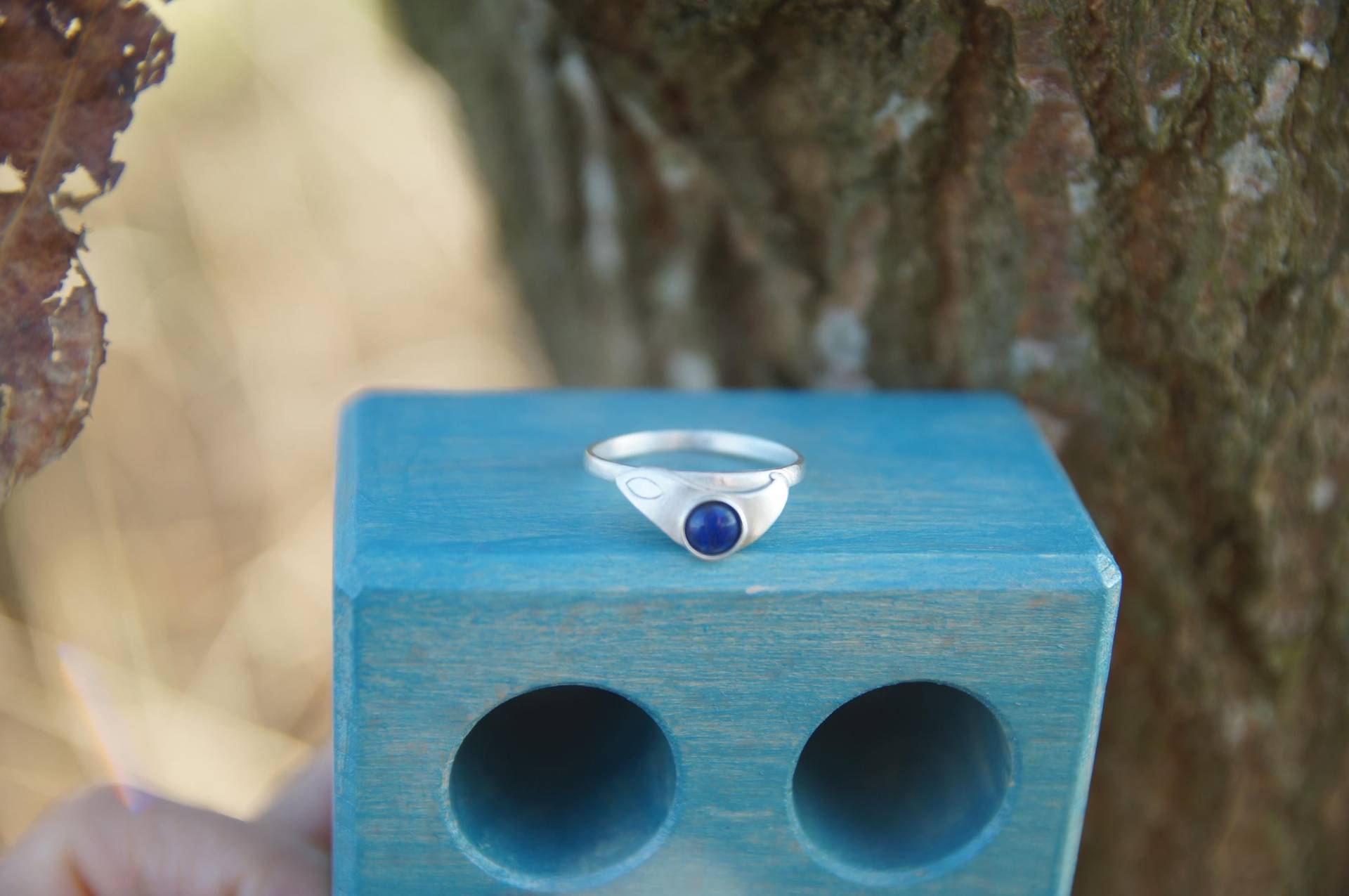 Handgeschmiedeter Silber Lapis Ring Handgeschmiedeter Silber Lapis Ring von SchmiedeErde