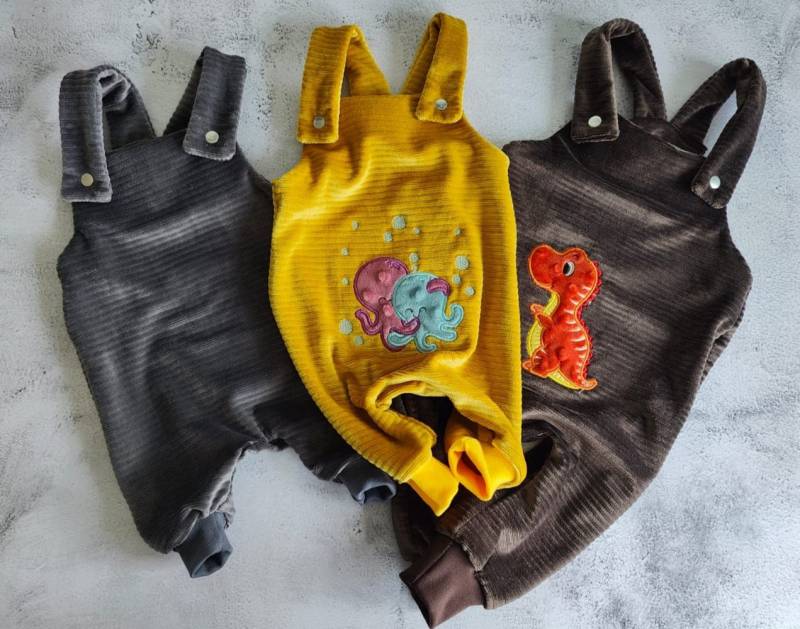 Latzhose Baby Junge Mädchen Cord Mitwachsend Personalisiert von SchmubiHandmade