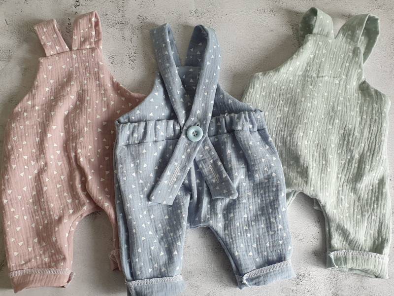 Salopette Musselin Latzhose Baby Junge Mädchen Frühling Sommer Baumwolle von SchmubiHandmade