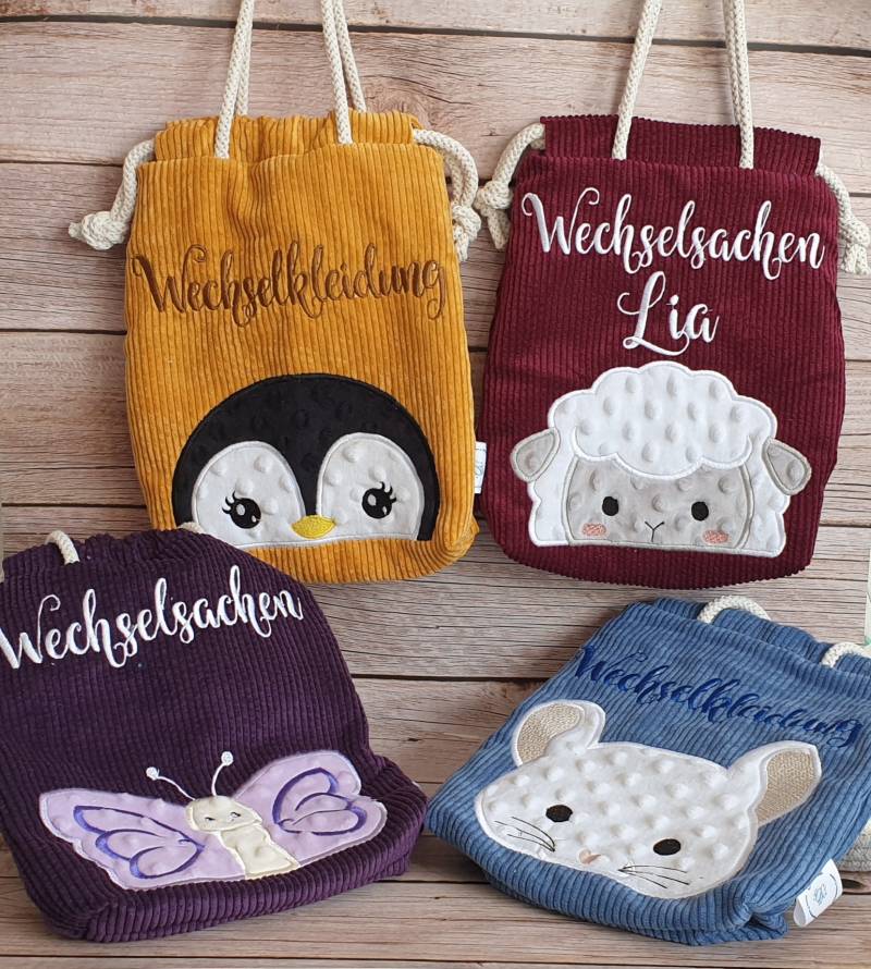 Wechselkleidung Tasche Beutel Wechselsachen Kita Kinder Junge Mädchen Personalisiert Bestickt Name Tier Cord von SchmubiHandmade