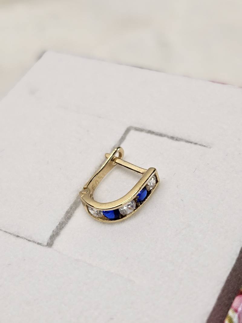 1 Stck. Ohrring Creole Klappcreole Einzelohrring Einzelstück Klein Gold 585 Kristalle Blau & Klar Vintage Elegant Or112 von SchmuckAtelierRegina