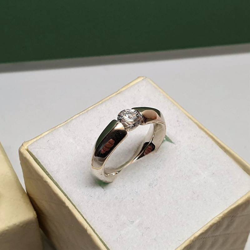 16 Mm Silberring Freundschaftsring Ring Silber 925 Kristall Klar Edel Vintage Sr211 16 Mm Silberring Freundschaftsring Ring Silber 925 Kristall Klar Edel Vintage Sr211 von SchmuckAtelierRegina