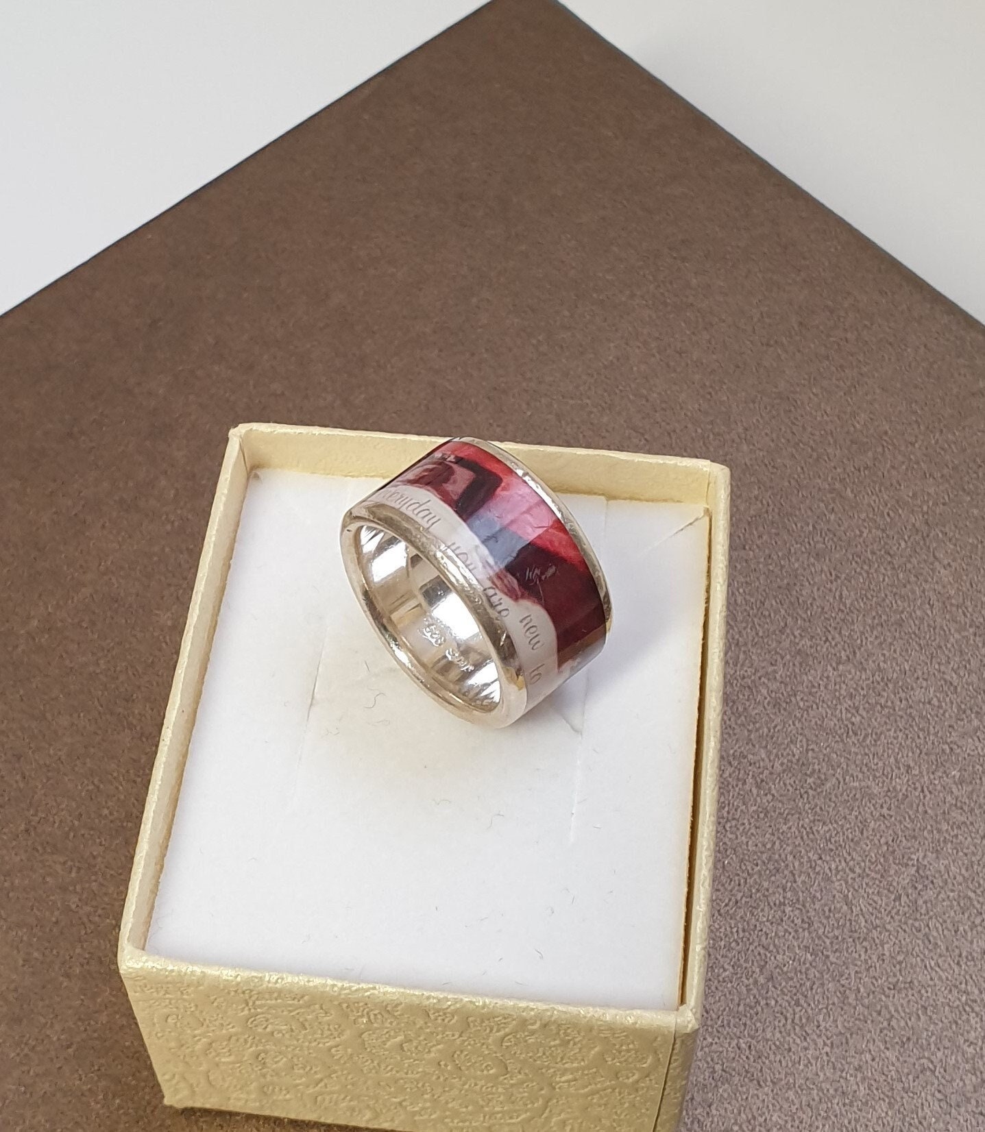 17, 3 Mm Ring Silber 925 Grafik Design Fotoschmuck Spruch "Every Day You Are New To Me" Vintage Edel Selten Rar Sr1103 17, 3 Mm Ring Silber 925 Grafik Design Fotoschmuck Spruch "Every Day You Are New To Me" Vintage Edel Selten Rar Sr1103 von SchmuckAtelierRegina