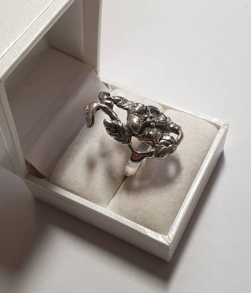 19 Mm Shabby Vintage Ring Silber 925 Blume Blumen Ranken Silberschmiede Kunst Selten Rar Sr245 von SchmuckAtelierRegina