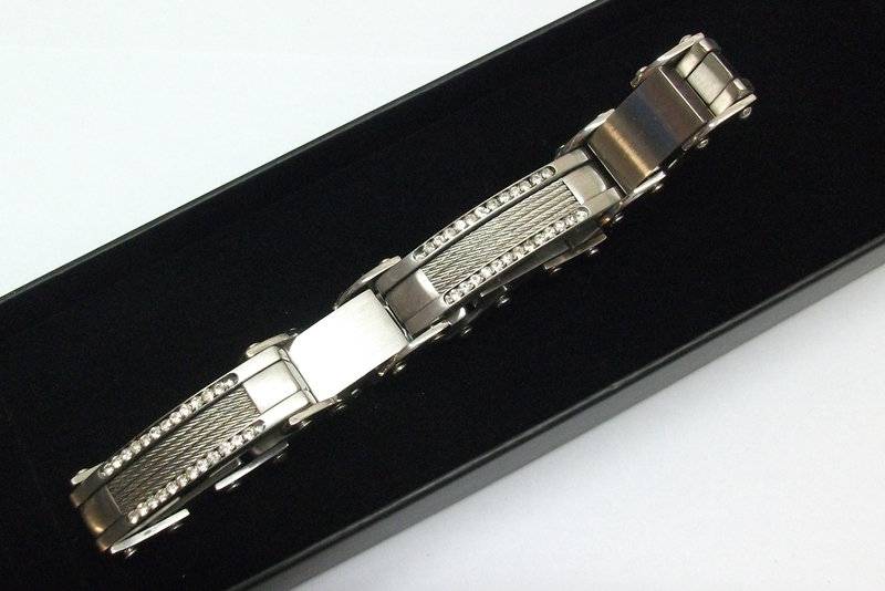 22 cm Massives Gliederarmband Edelstahl Armband Stainless Steel Kristalle Steinchen Vintage Elegant Sa224 22 cm Massives Gliederarmband Edelstahl Armband Stainless Steel Kristalle Steinchen Vintage Elegant Sa224 von SchmuckAtelierRegina