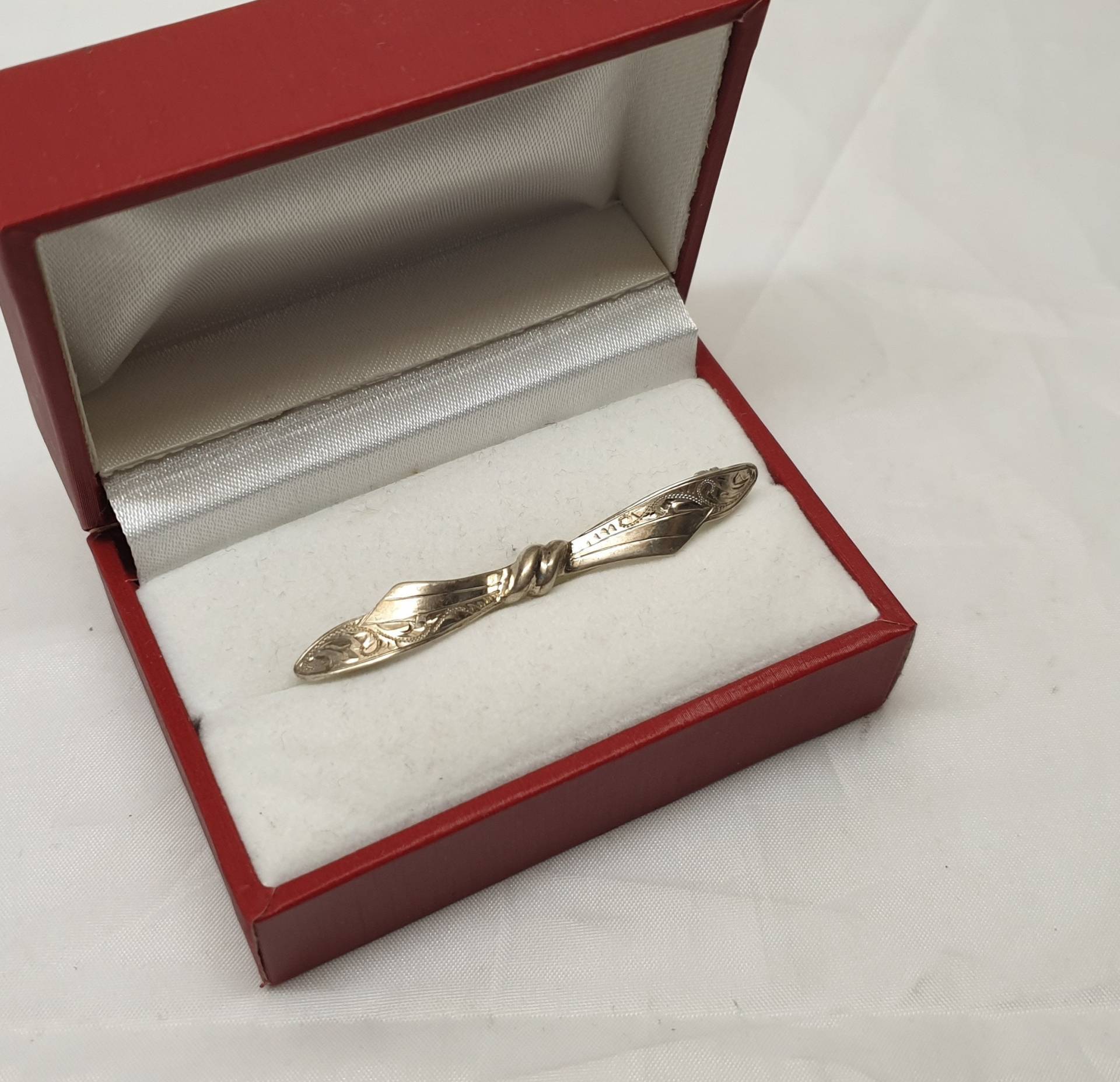 Art Deco Brosche Anstecknadel Schleife Silber 835 Shabby Vintage Sb361 von SchmuckAtelierRegina