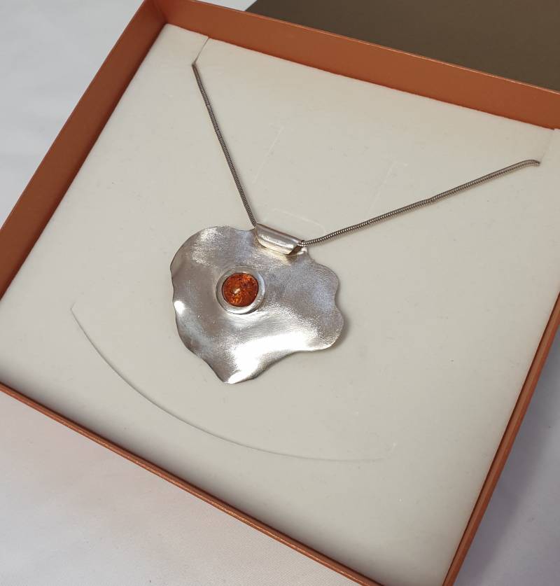 Extravaganter Anhänger Ohne Kette Silber 925 Bernstein Silberschmiede Kunst Vintage Ska942 von SchmuckAtelierRegina