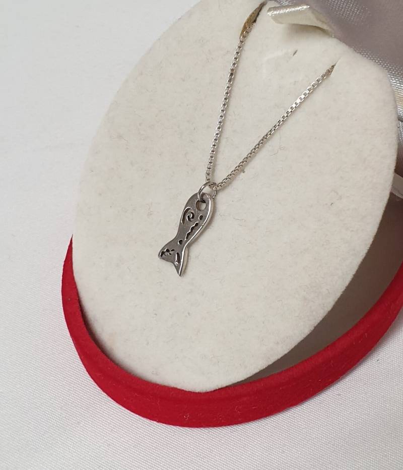 Kleiner Anhänger Ohne Kette Nostalgisch Fisch Silber Symbole Vintage Ska1490 von SchmuckAtelierRegina
