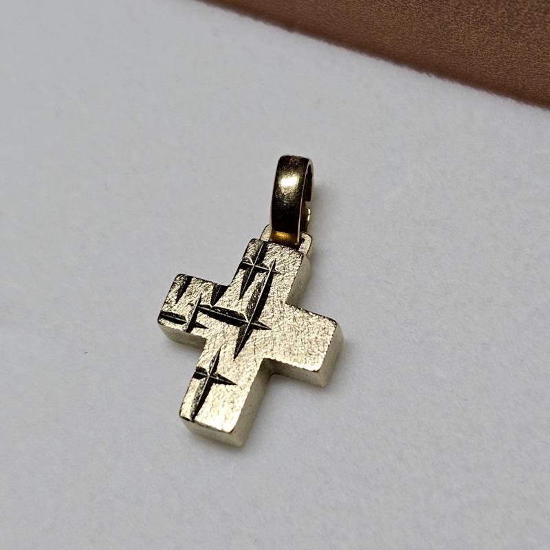 Kleiner Kreuzanhänger Anhänger Kreuz - Ohne Kette Gold 333 Diamantierter Schliff Design Vintage Elegant Gan253 von SchmuckAtelierRegina
