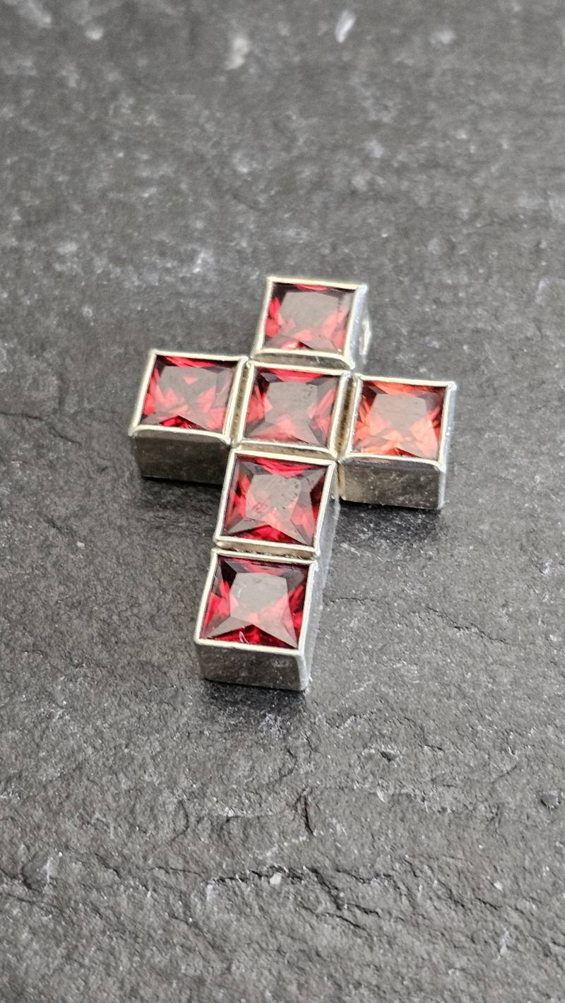Kreuzanhänger Anhänger Silberanhänger Kreuz Ohne Kette Silber 925 Kristalle Rot Vintage Design Elegant Ska1652 von SchmuckAtelierRegina