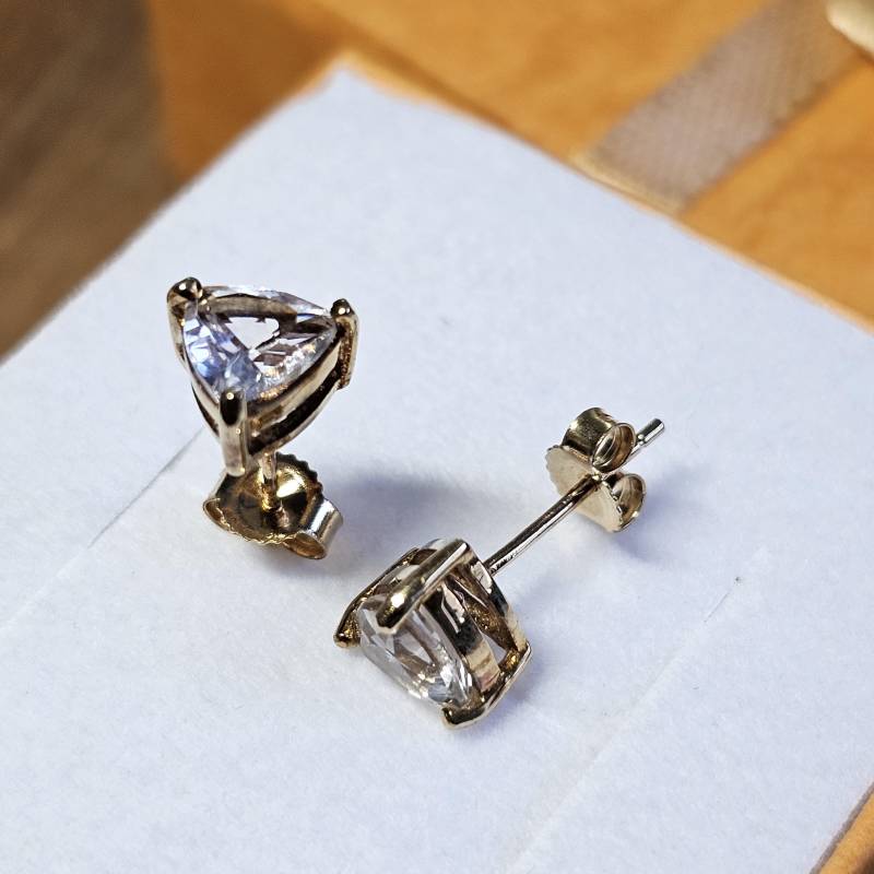 Ohrringe Ohrstecker Gold 375 Bergkristall Vintage Design Elegant Or180 von SchmuckAtelierRegina