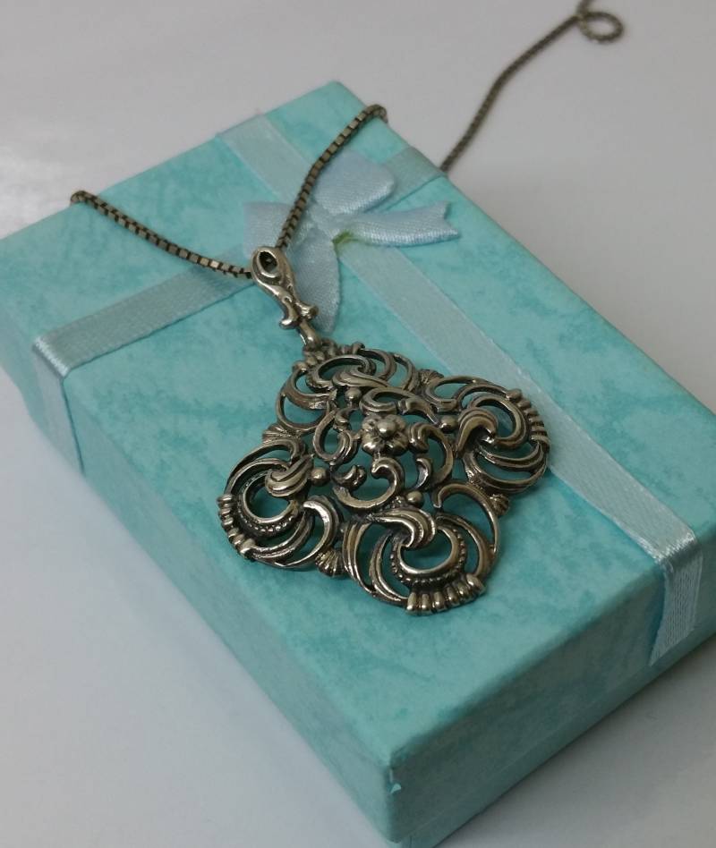Shabby Vintage Anhänger Ohne Kette Tracht Trachtenschmuck Silber 835 Silberschmiede Kunst Selten Rar Ska628 von SchmuckAtelierRegina