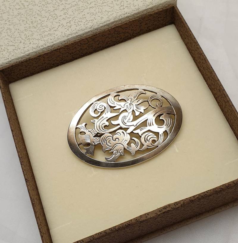 Shabby Vintage Brosche Anstecknadel Silber 800 Blumen Floral Handarbeit Unikat Selten Rar Sb171 Shabby Vintage Brosche Anstecknadel Silber 800 Blumen Floral Handarbeit Unikat Selten Rar Sb171 von SchmuckAtelierRegina