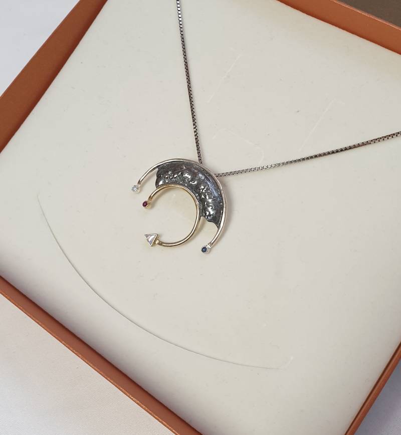 Silberanhänger Anhänger Ohne Kette Silber 925 Teilvergoldet Opal Saphire Rubin Silberschmiede Kunst Extravagant Ska963 von SchmuckAtelierRegina