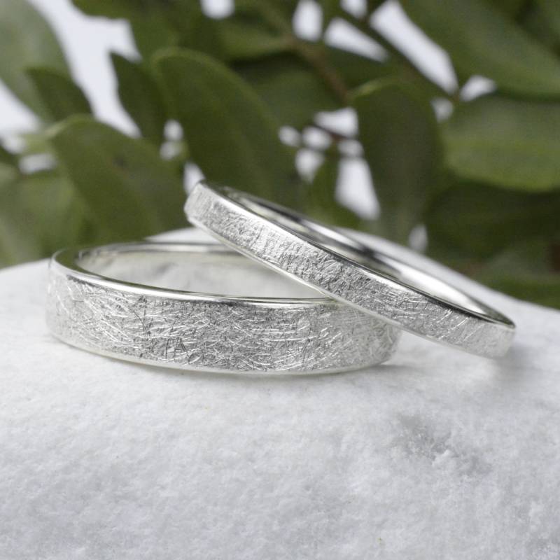 Partnerringe Silber Eheringe 925 Eißmatt | 4mm Und 2, 5mm Breit Hochzeitsringe Freundschaftsringe Personalisierte von SchmuckBatih