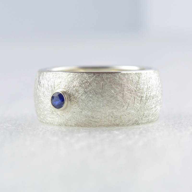 Silberring Mit Saphir | 10 Mm Breit Bandring Aus Silber Breiter Ring Eismatt Geschenk Personalisiert von SchmuckBatih