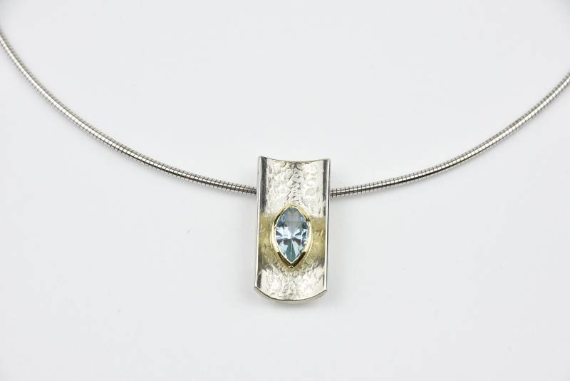 Halsreif Blautopas Navette Halsreif Blautopas Navette von SchmuckEitzenberger