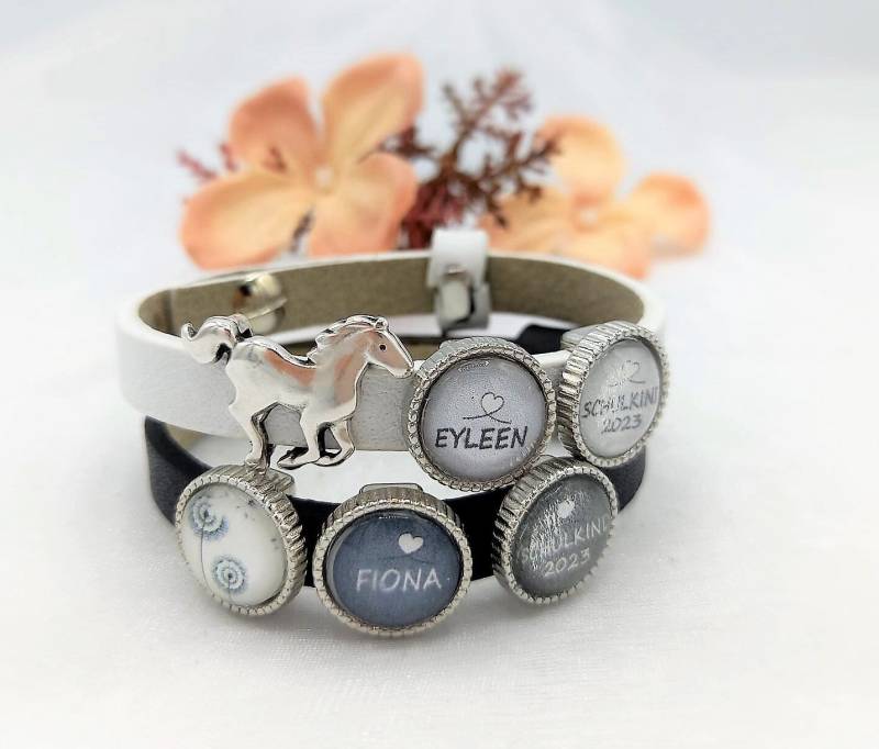 Geschenk Zur Einschulung Kinderarmband Mit Namen Und Schulkind von SchmuckKitchen