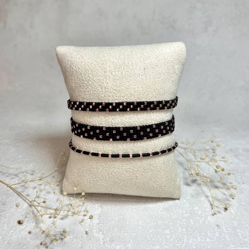 Perlenarmband 3Er Set in Schwarz Matt Und Rosègold Aus Miyuki Delica Glasperlen, Geschenk von SchmuckStueckchenDE